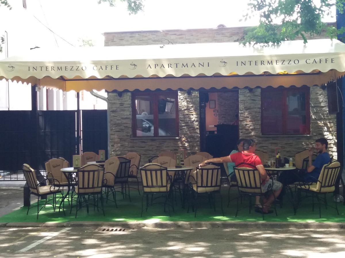 Bed&Breakfast Intermezzo Caffe Kikinda Luaran gambar