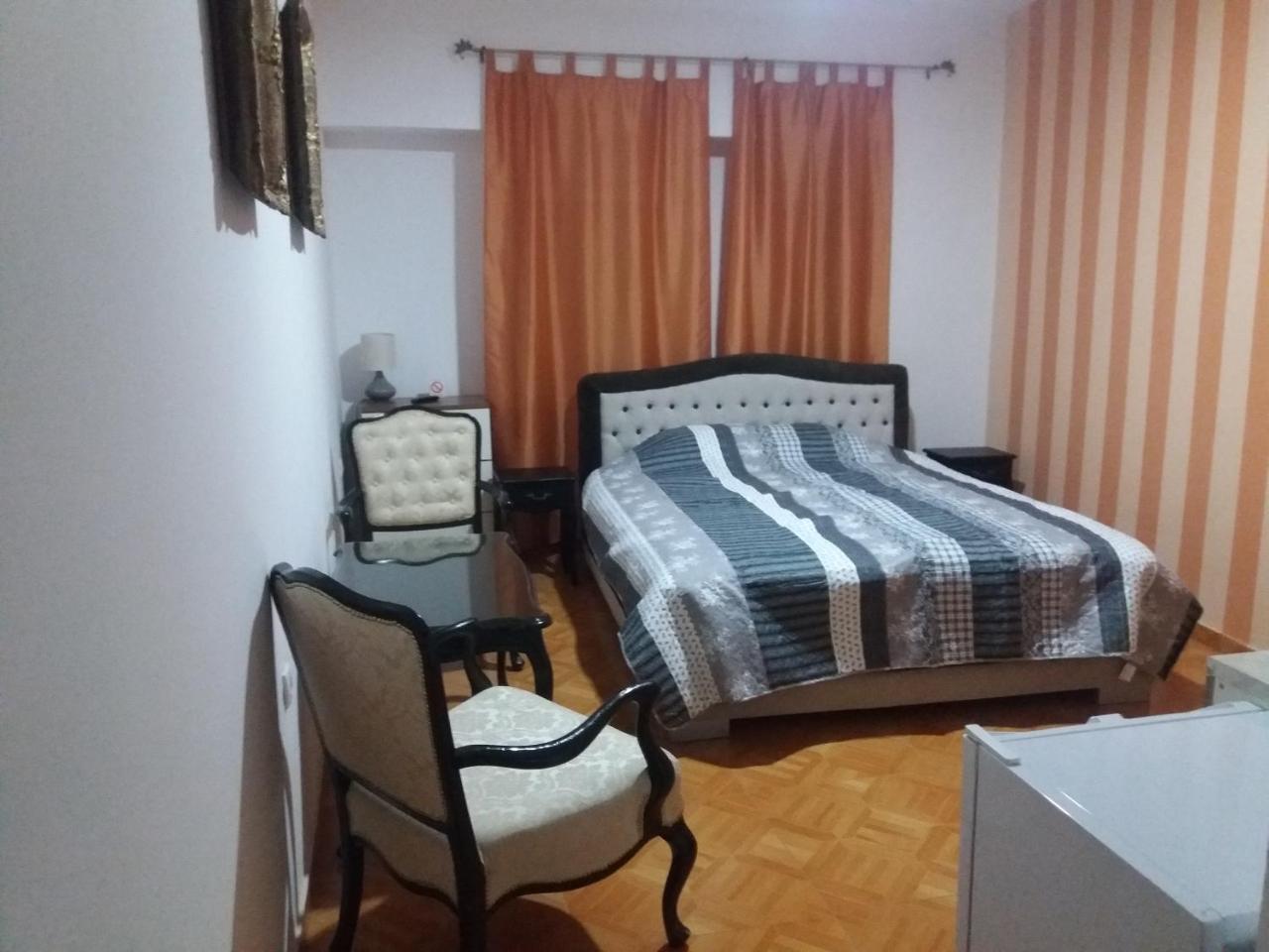 Bed&Breakfast Intermezzo Caffe Kikinda Luaran gambar